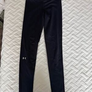 Under Armour Size S Black Pants
